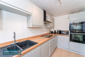 Kitchen- click for photo gallery